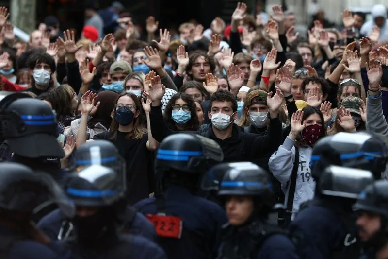 IN PICTURES: France’s schools in revolt and more from around the world