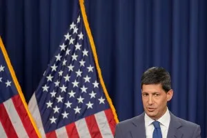 Mercado pressiona para que fala de Warsh seja capaz de derrubar juros de longo prazo