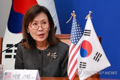 스틸 美대사·여야 지도부 관저만찬…'DMZ 사고' 놓고 동맹 교감(종합2보)