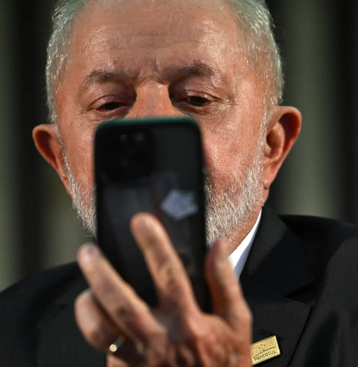 Meta admite falha nas métricas do Instagram que prejudicaram Lula e deram vantagem Flávio