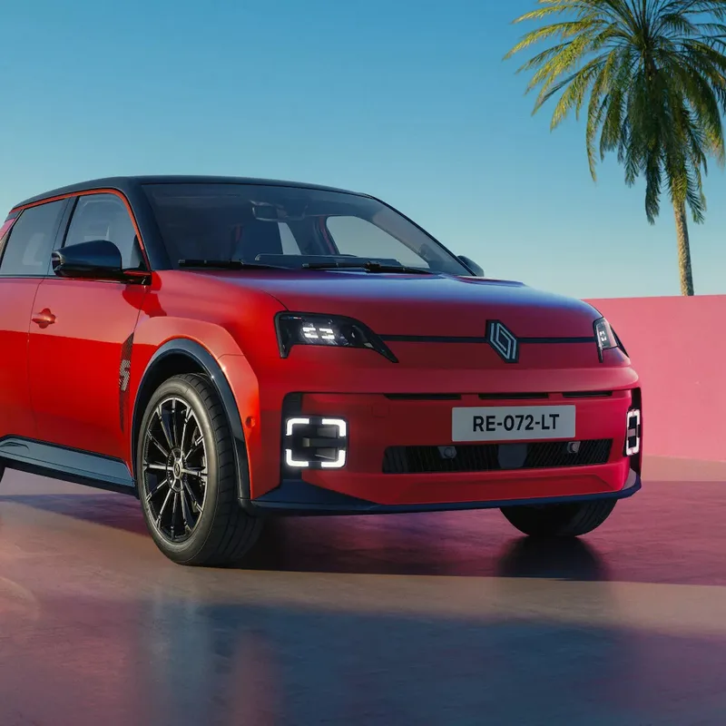 Actualité : Renault 5 E-Tech : la version la moins chère s’améliore en France avec enfin la charge rapide, le carton de la rentrée ?