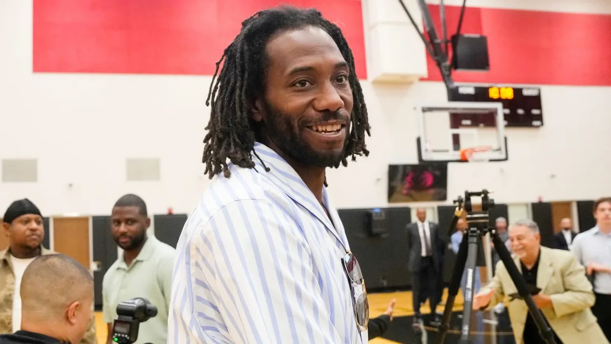 Report: Raptors, Leonard nearing agreement on contract extension