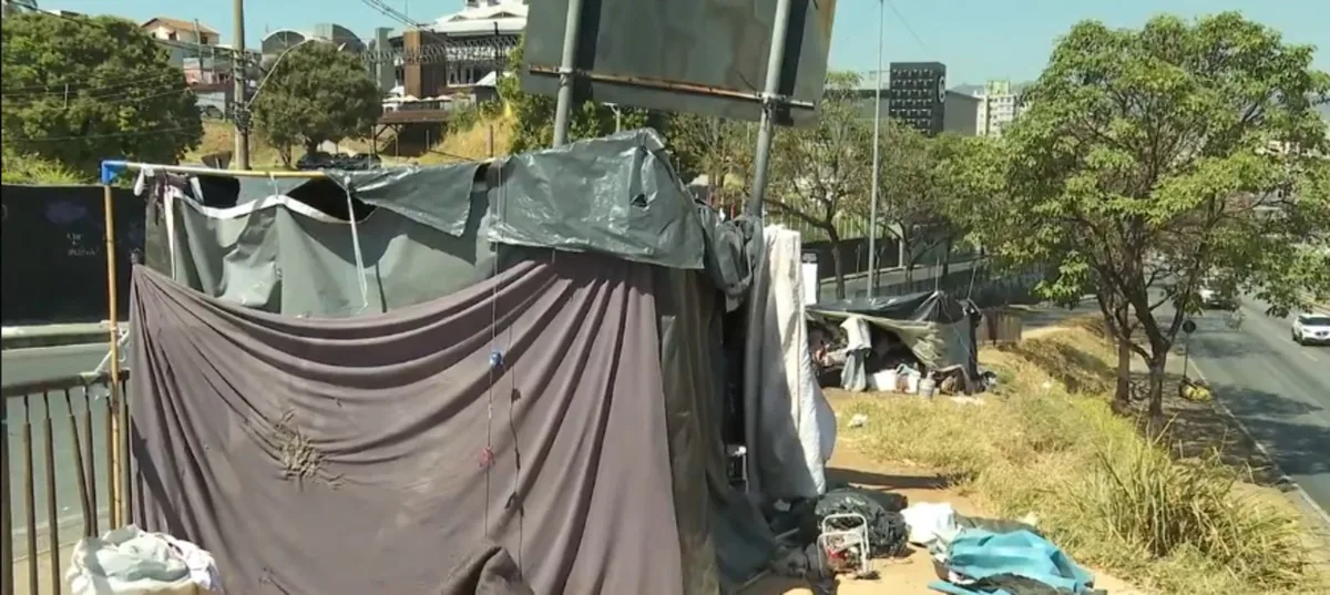 Número de pessoas em situação de rua cresceu 36% em 5 anos em BH