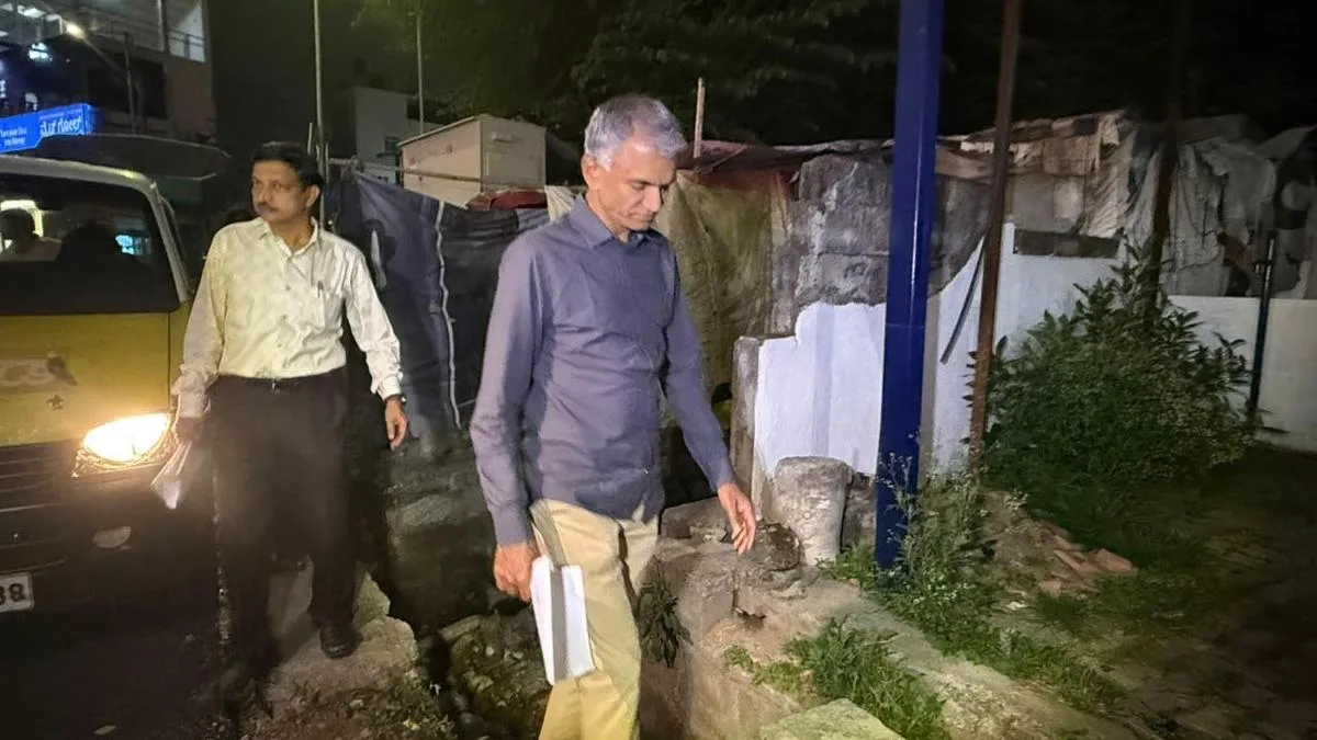 Entire Bannerghatta Road to be white-topped: Krishna Byre Gowda