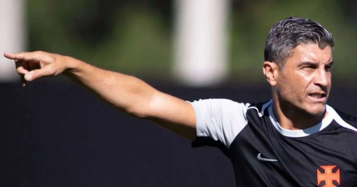 E o Alan Lescano? Vasco muda para encarar o Grêmio pelo Brasileirão