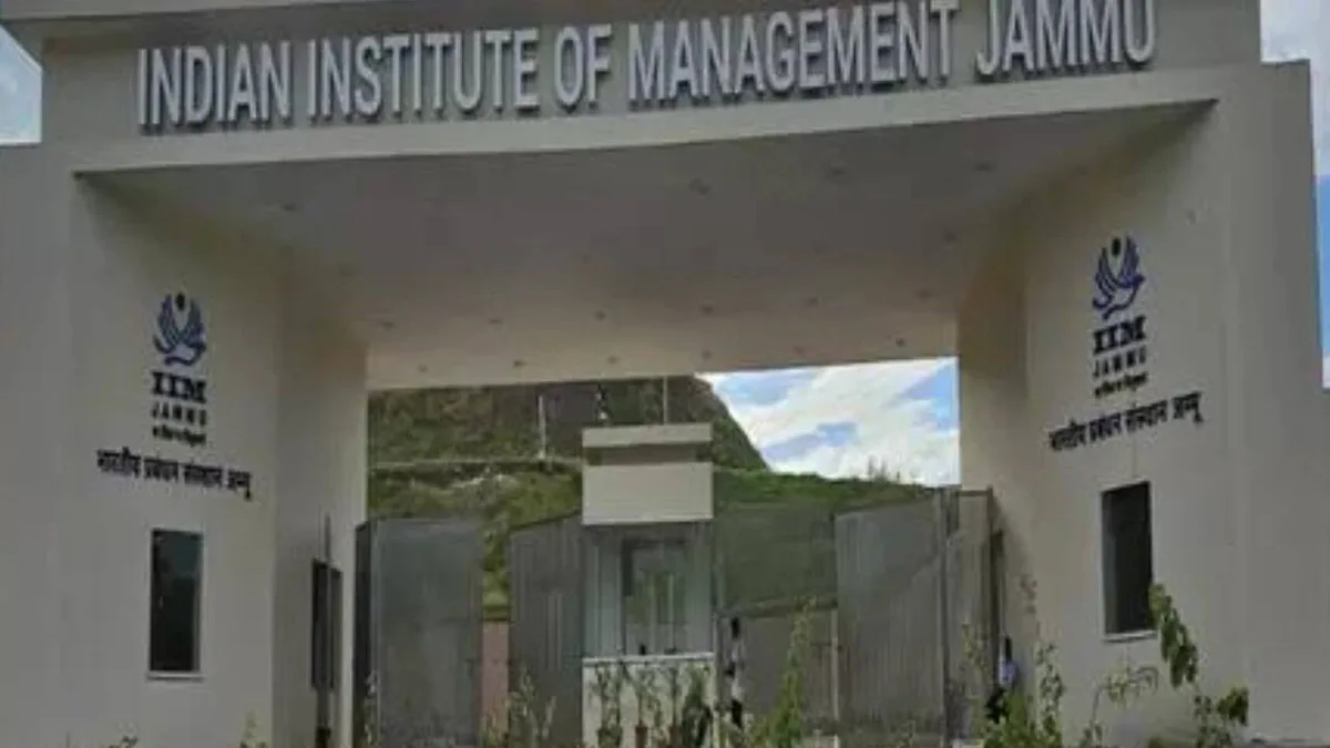 Rs 500 fine for missing PM Modi's birthday event? Congress leader claims IIM Jammu sent notice to students