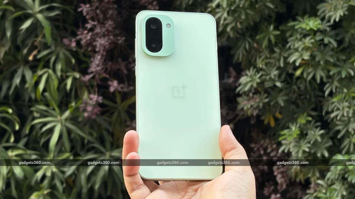 OnePlus 16 Might Not Launch in India as OnePlus 16R Will Lead Firm's New Product Strategy, Tipster Claims