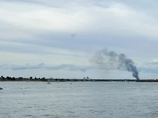 Une explosion dans un box, zone du Ty-Mor, à Hennebont : un incendie en cours