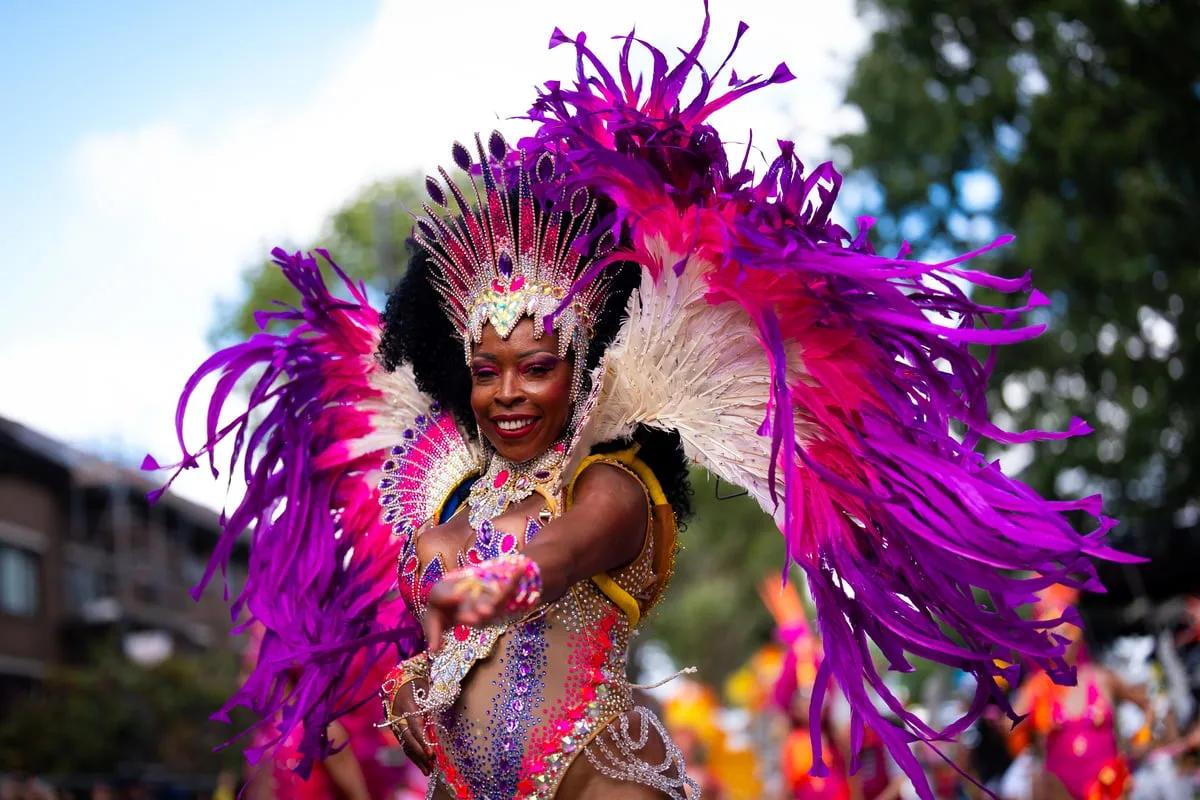 Man in his 20s dies after entering canal as Notting Hill Carnival ends with 560 arrests
