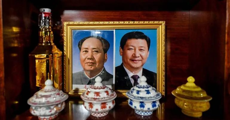 Xi procura manter viva a imagem "do tipo certo de Mao"