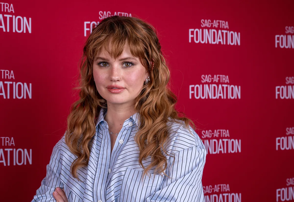 Debby Ryan, ex-estrela do Disney Channel, revela lesão cerebral grave