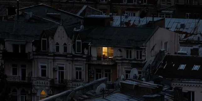 EN DIRECT, guerre en Ukraine : près de 26 000 foyers privés d’électricité à la suite de bombardements russes dans la région de Dnipropetrovsk