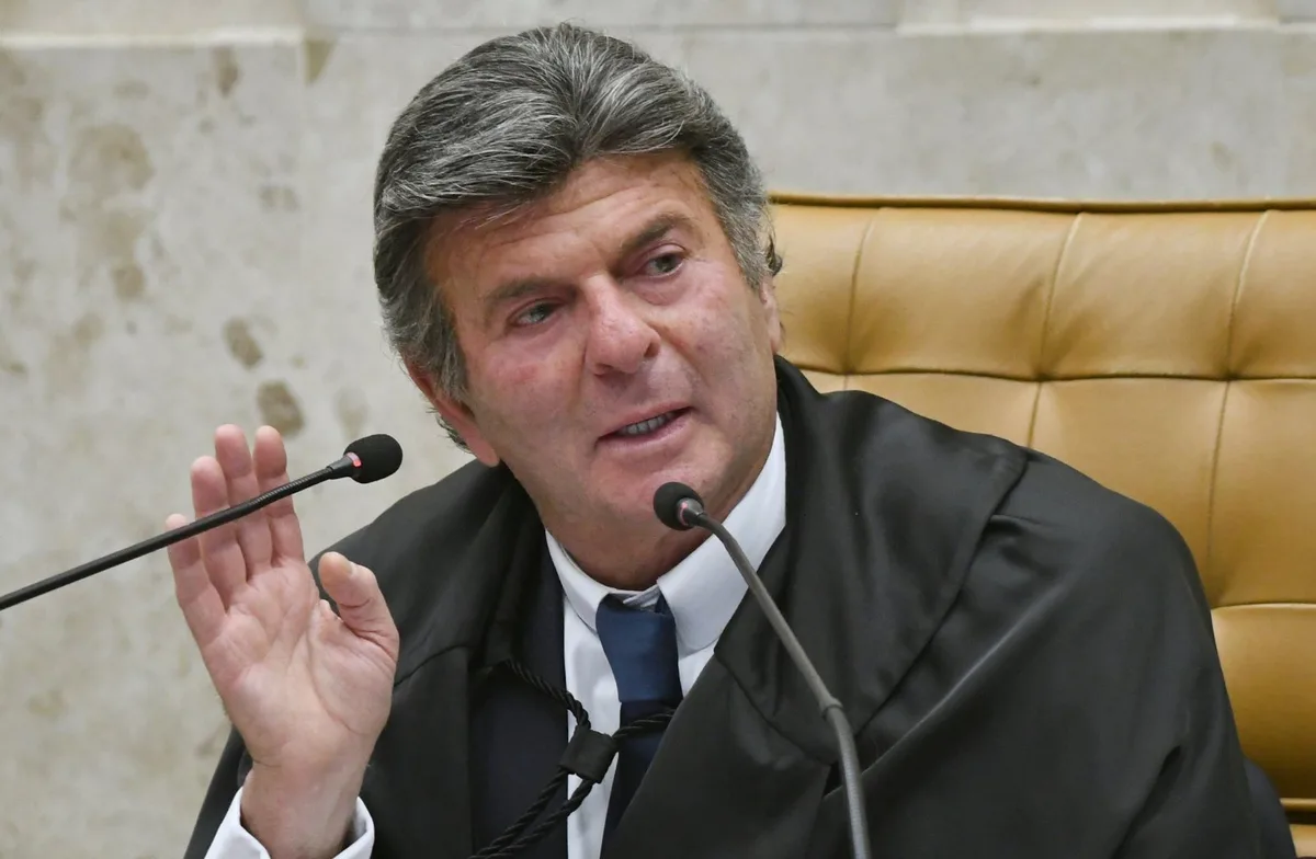 Fux assume caso que pede registros de visitas da esposa de Moraes ao Senado
