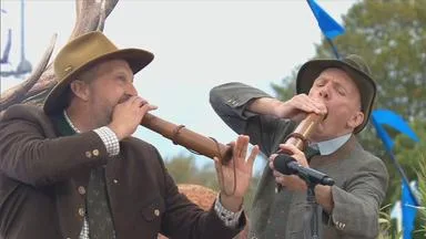 Hirschrufer-Profis im ZDF-Fernsehgarten