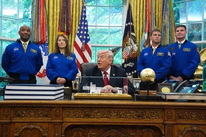 Trump to award Artemis II crew Congressional Space Medal of Honor