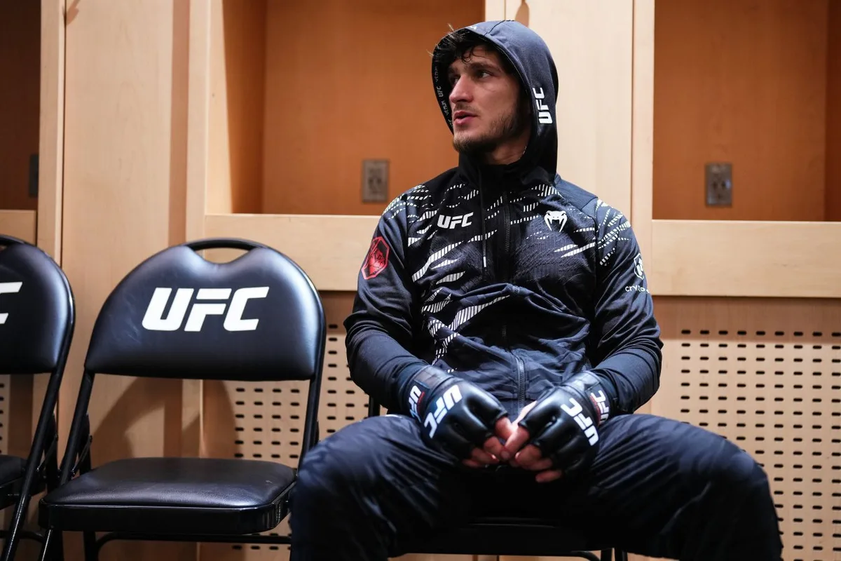 Мовсар Евлоев отреагировал на рекорд Махачева по числу побед подряд в UFC