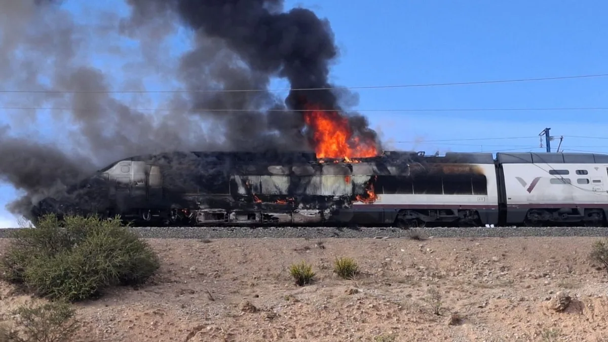 Se incendió un AVE Madrid-Barcelona y hay demoras en los trenes de alta velocidad