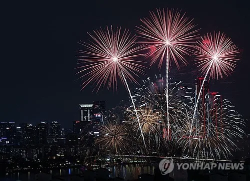 서울불꽃축제 앞두고 '명당호텔' 점검…요금미게시 등 영업정지 5일