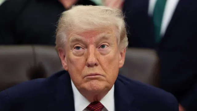 Trump celebra "avanços importantes" para a instalação de base na Polónia