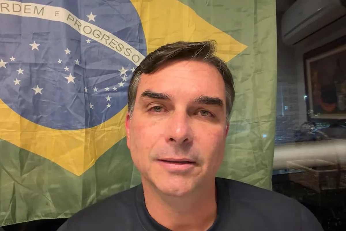 Flávio aponta “censura” em decisão sobre Renan: “Não pode ser banalizada”