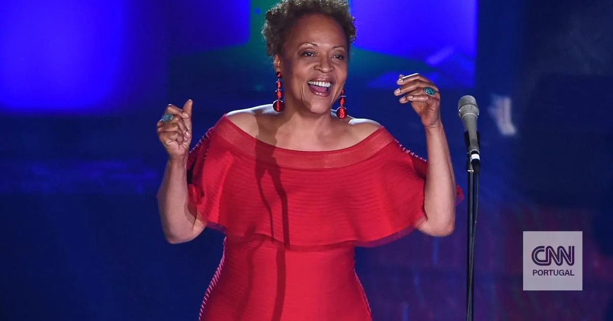 Morreu a cantora norte-americana Cassandra Wilson