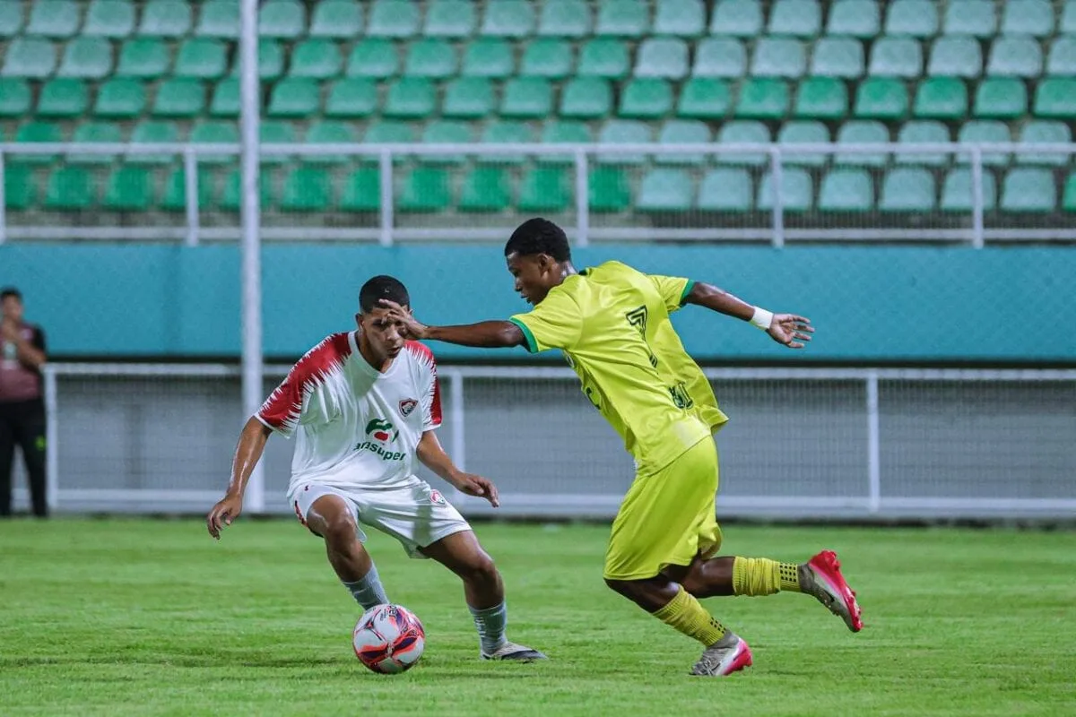 Galvez e Santa Cruz disputam a liderança do Estadual Sub-17