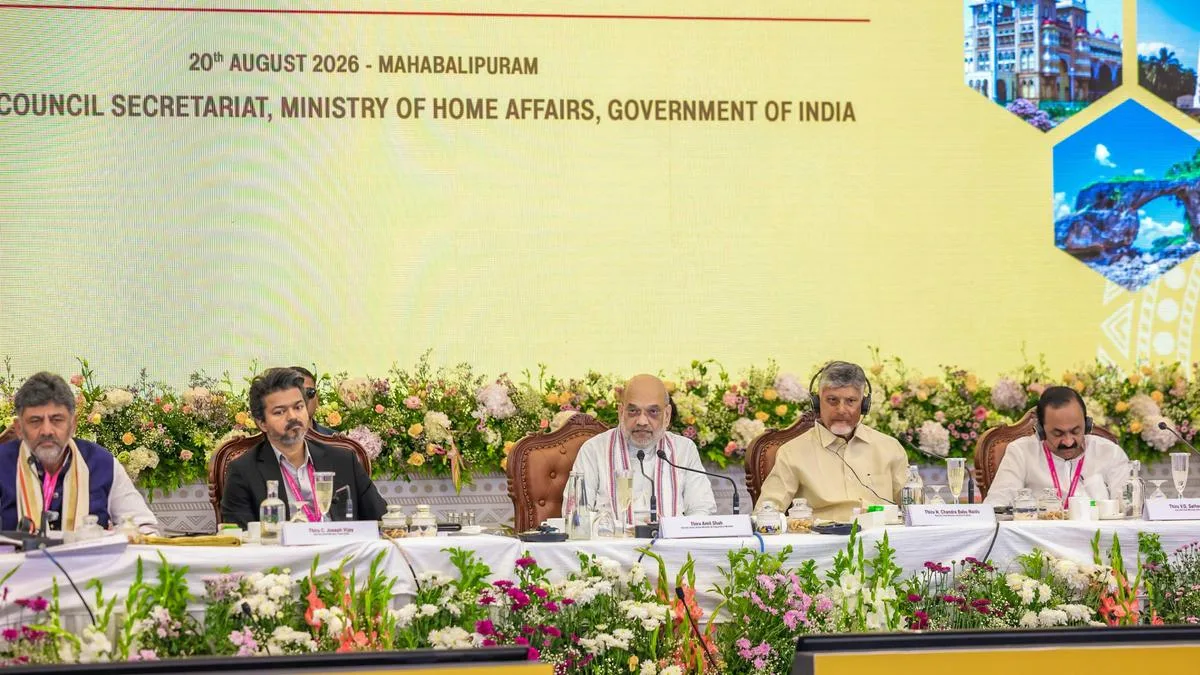 Home Minister calls for early resolution of pending water-related issues in south India