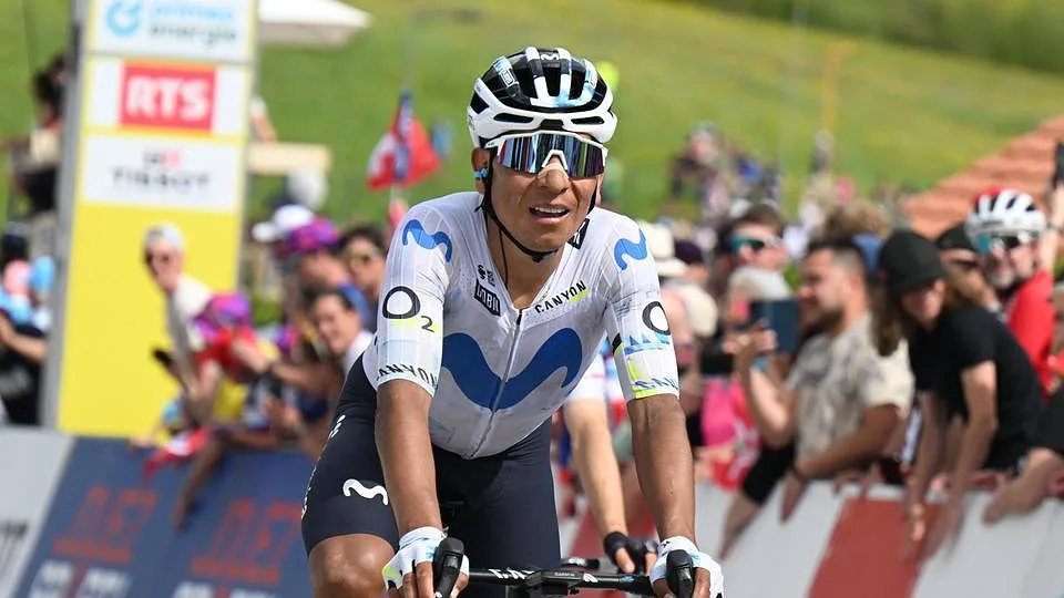 Banho de água fria para Nairo Quintana que foi excluído da Vuelta