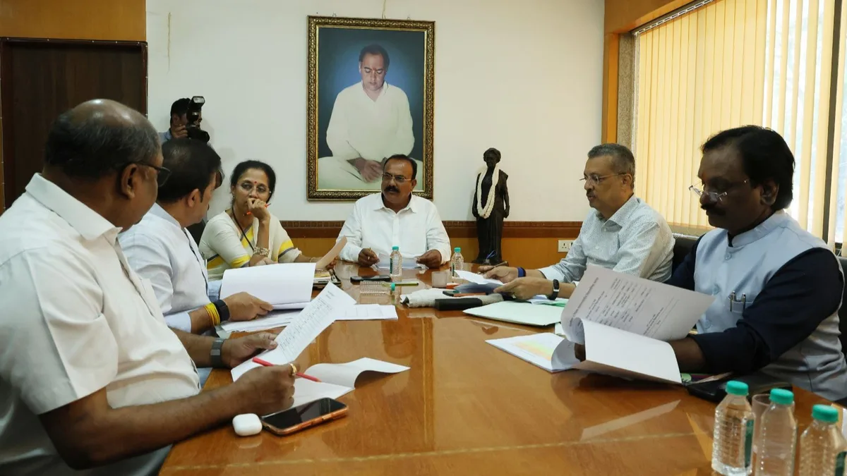 Two days to election: Can Maharashtra opposition alliance stop infighting?