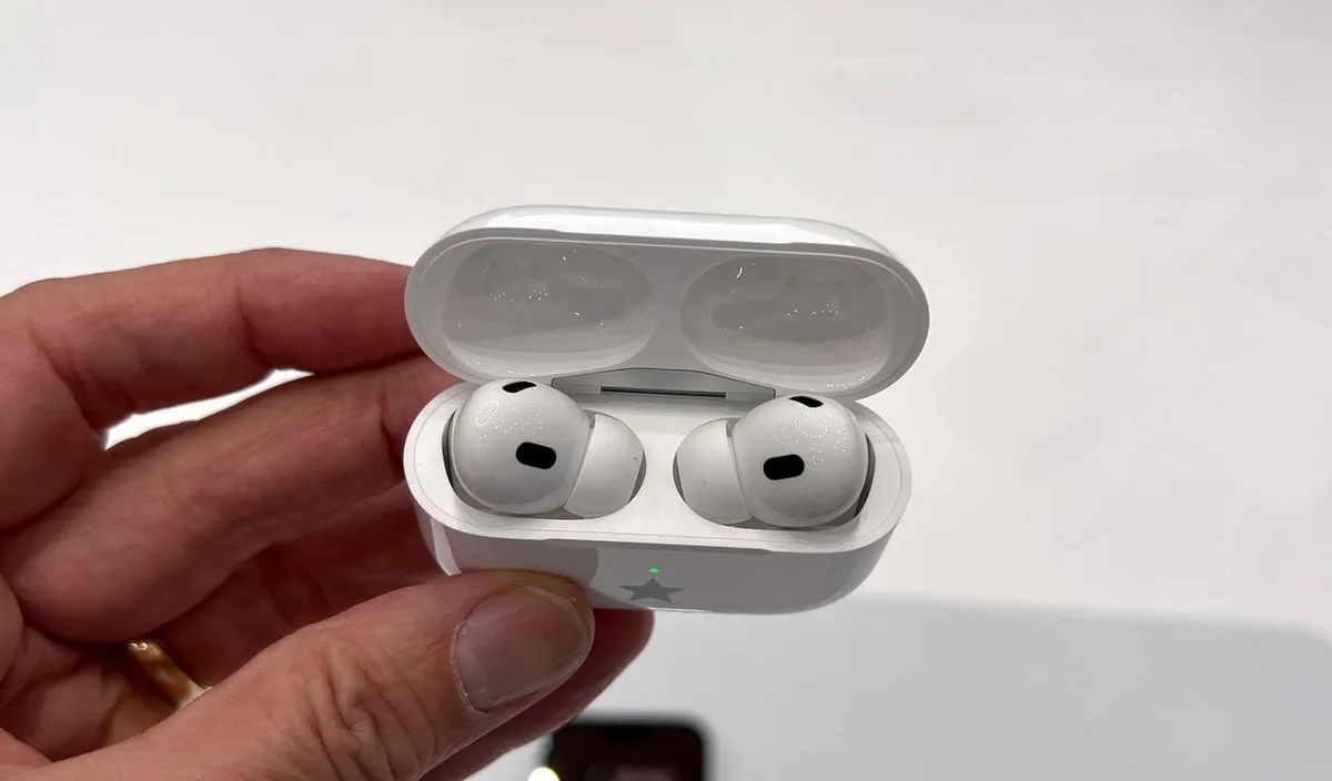 'These things aren't meant to take pictures.' As a fresh clip of camera-equipped AirPods leaks, people appear to have already made their minds up — whatever the experts say