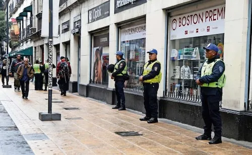 Refuerzan seguridad en la calle Motolinía tras agresión a policías