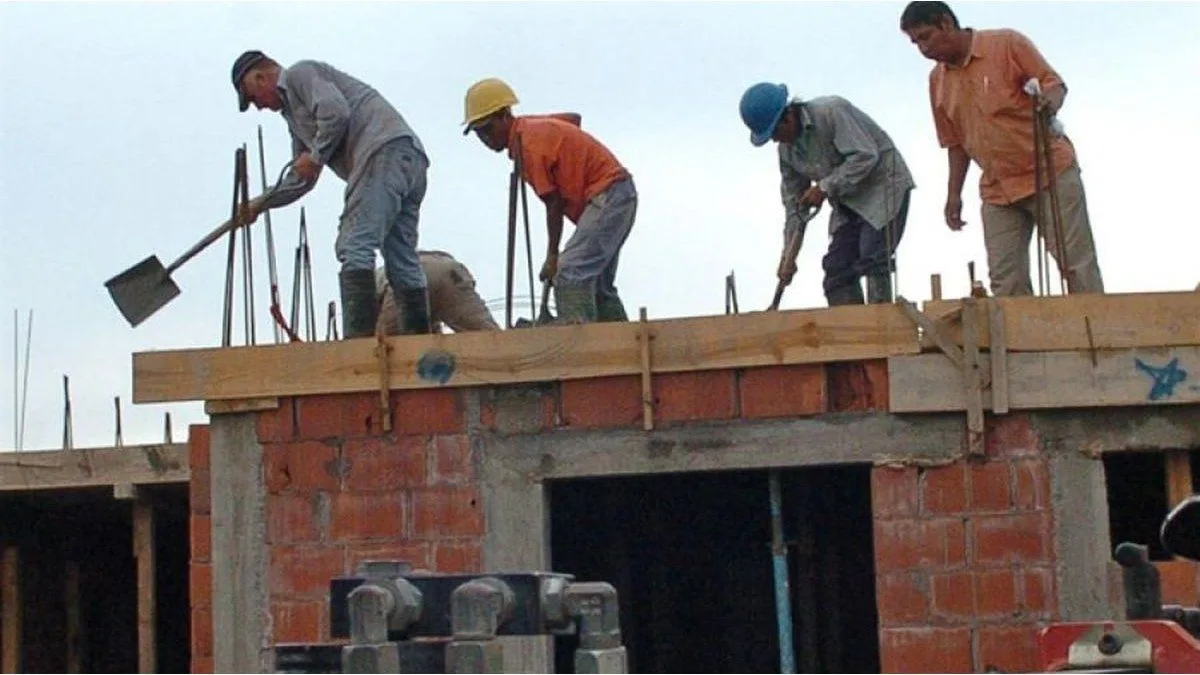 Sin multas laborales: la reforma bajó el costo del incumplimiento, no el del empleo