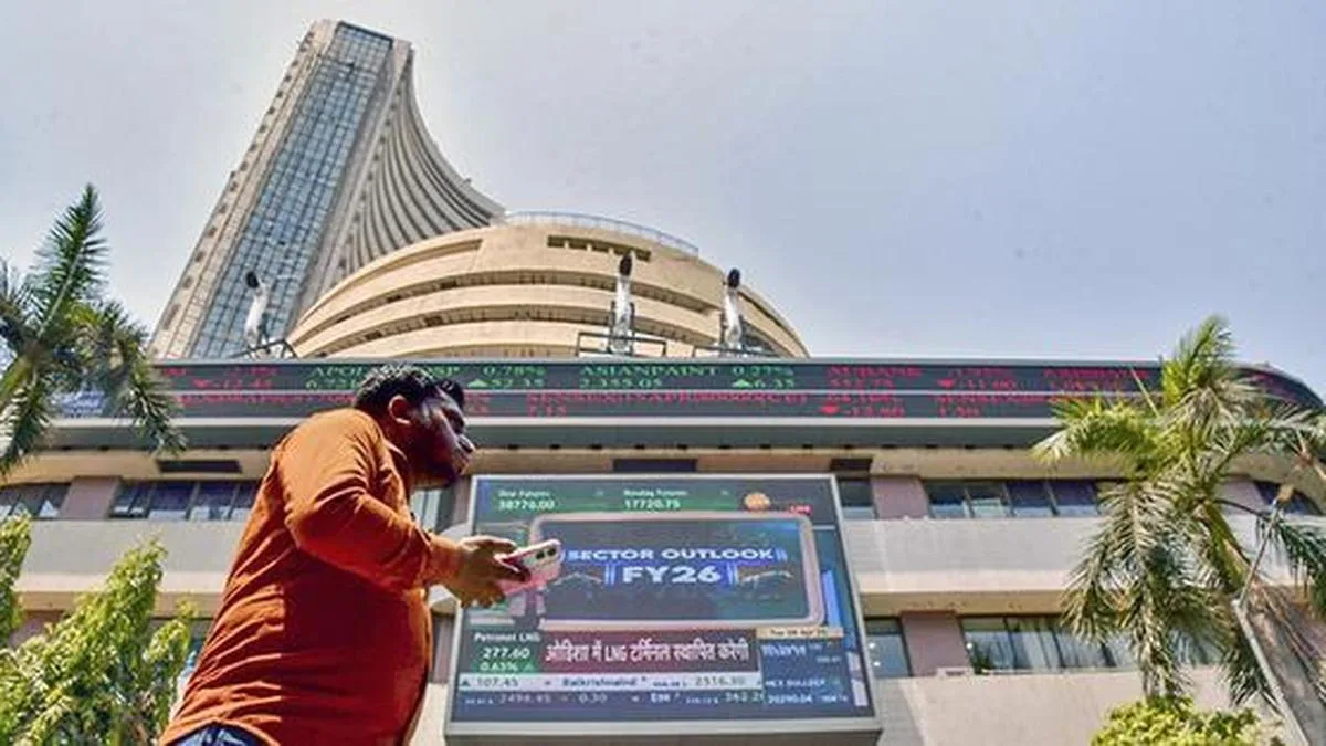 Markets drift lower in early trade amid higher oil prices, fresh U.S.-Iran tensions