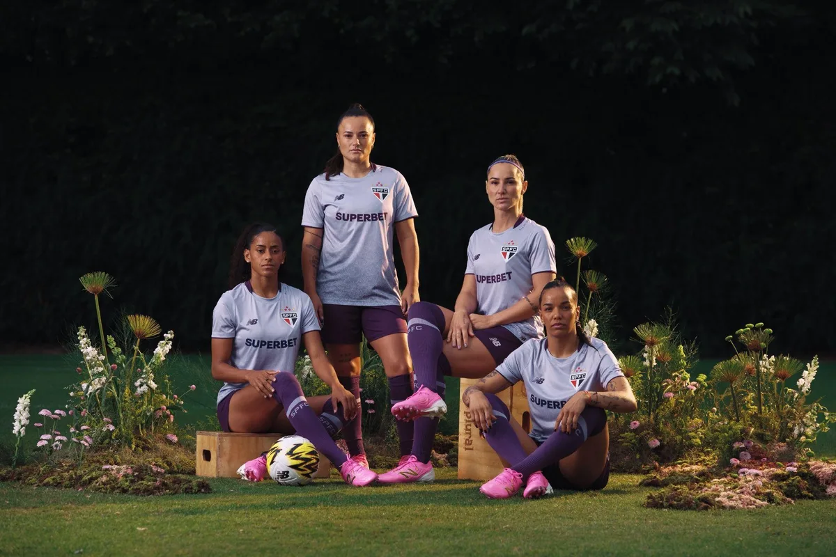 São Paulo lança terceira camisa inédita para o time feminino; veja fotos