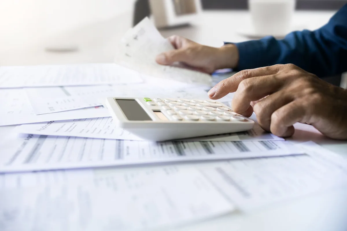 Cómo bajar la informalidad en el país más gravoso del mundo