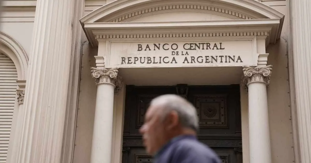 El BCRA realizó la mayor compra de dólares del mes: encadenó 21 jornadas consecutivas con saldo comprador