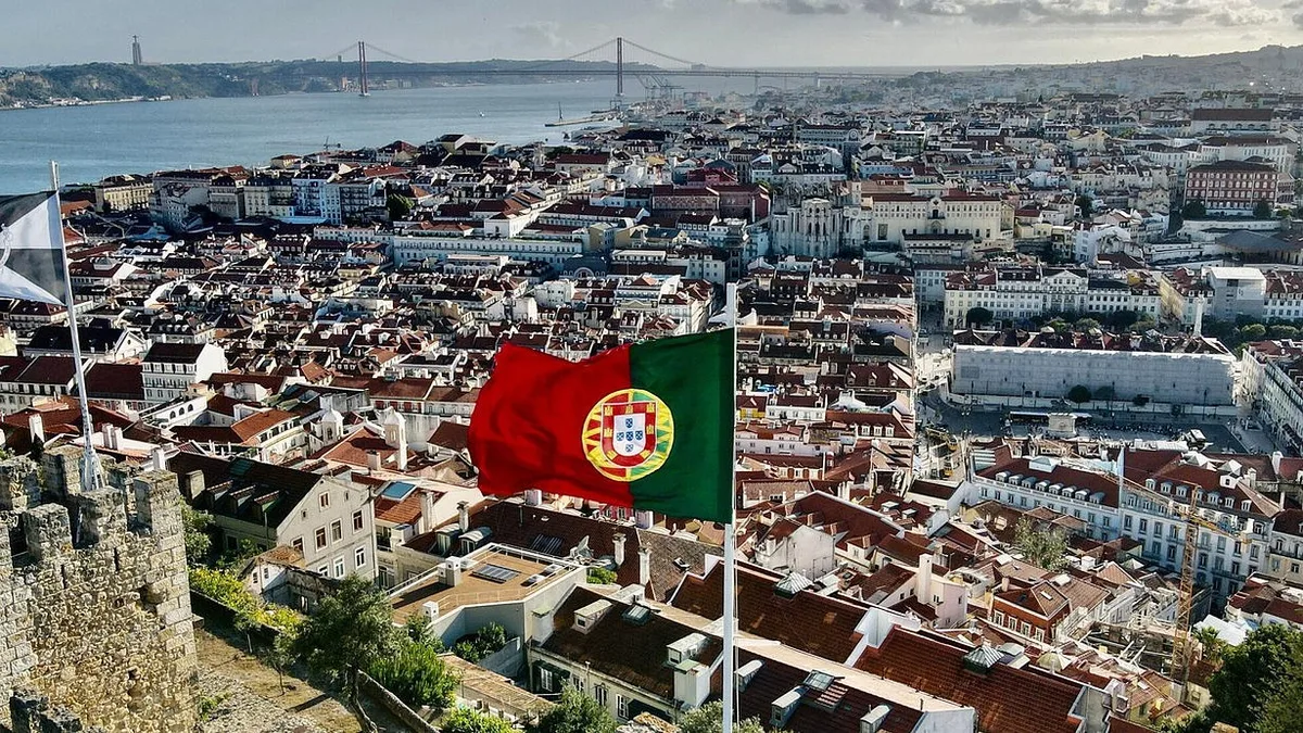 MAI espera ter mais polícias em Lisboa até ao fim do ano e deixa Moedas “satisfeito”