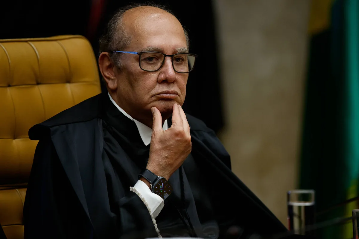 Gilmar procura Lula para cobrar apoio do governo à cúpula da PF em embate entre Moraes e Mendonça