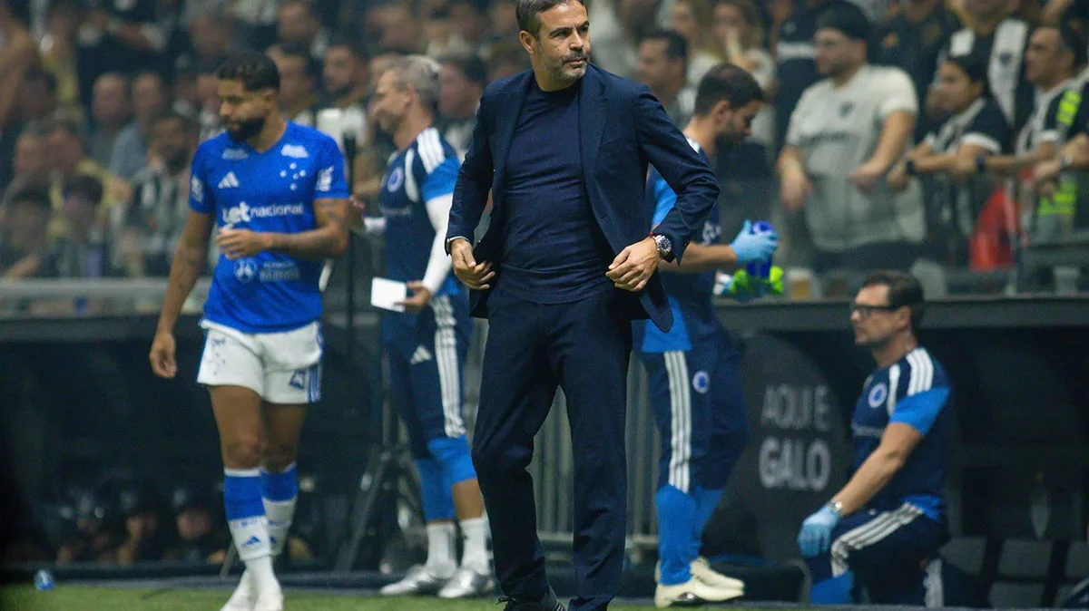 Brasileirão: cambalhota faz Artur Jorge voltar a sorrir