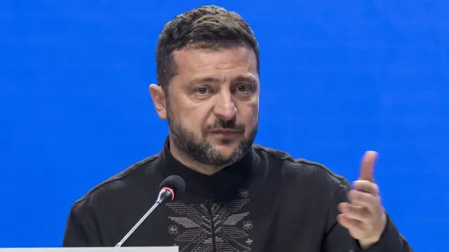 Zelensky insta parlamentares a apoiarem a demissão do procurador-geral