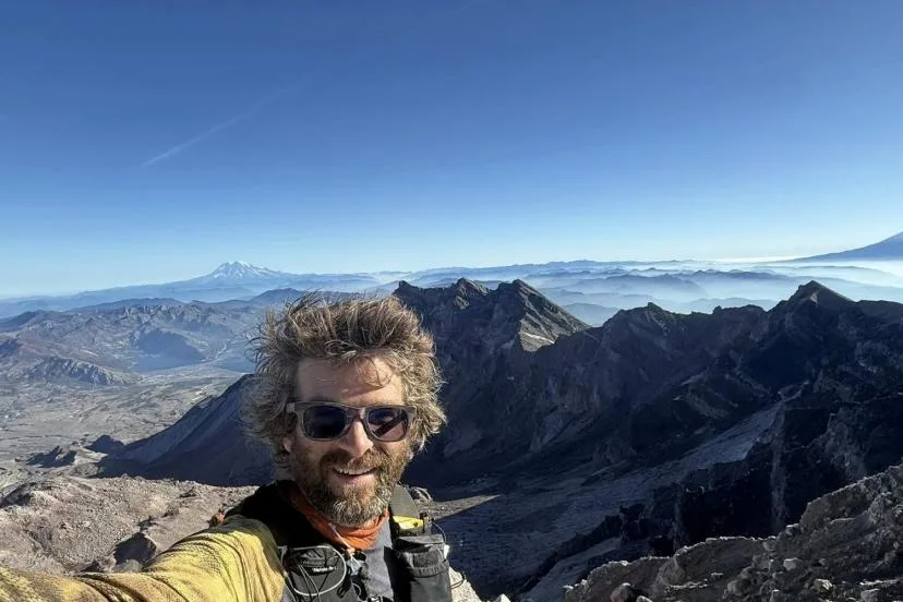 Le record du Français Aurélien Sanchez sur le Pacific Crest Trail battu par l'Américain Nick Fowler