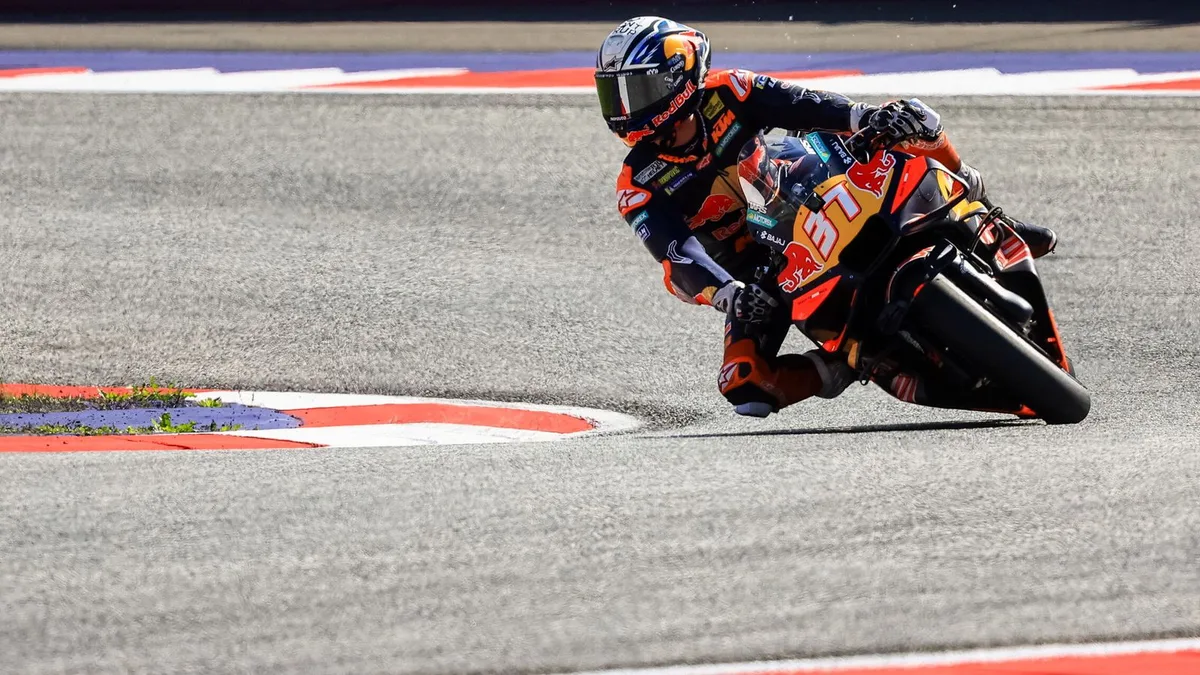 Acosta evita los errores del sprint y gana en Austria; Martín amplía a 12 puntos la ventaja respecto a Márquez