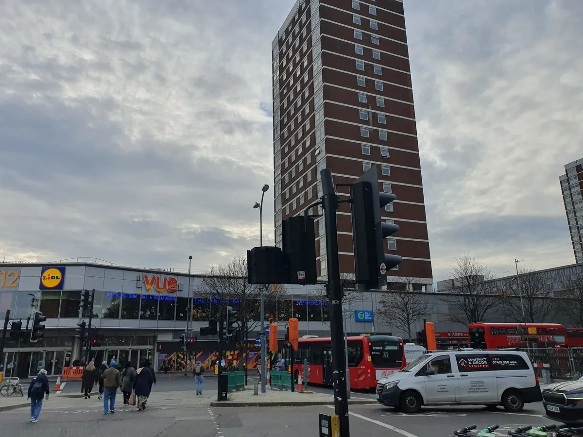 Empty west London Vue cinema to become 11-court padel centre after council approval