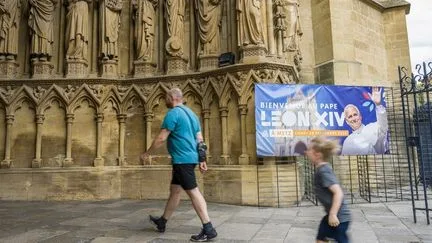 Visite de Léon XIV à Metz : "Entre 50 000 et 100 000 personnes" attendues fin septembre pour une journée "historique", assure le maire
