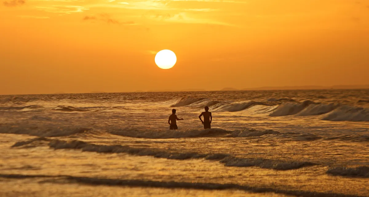 Vai à praia nos feriados? Veja os trechos próprios e impróprios na Grande São Luís