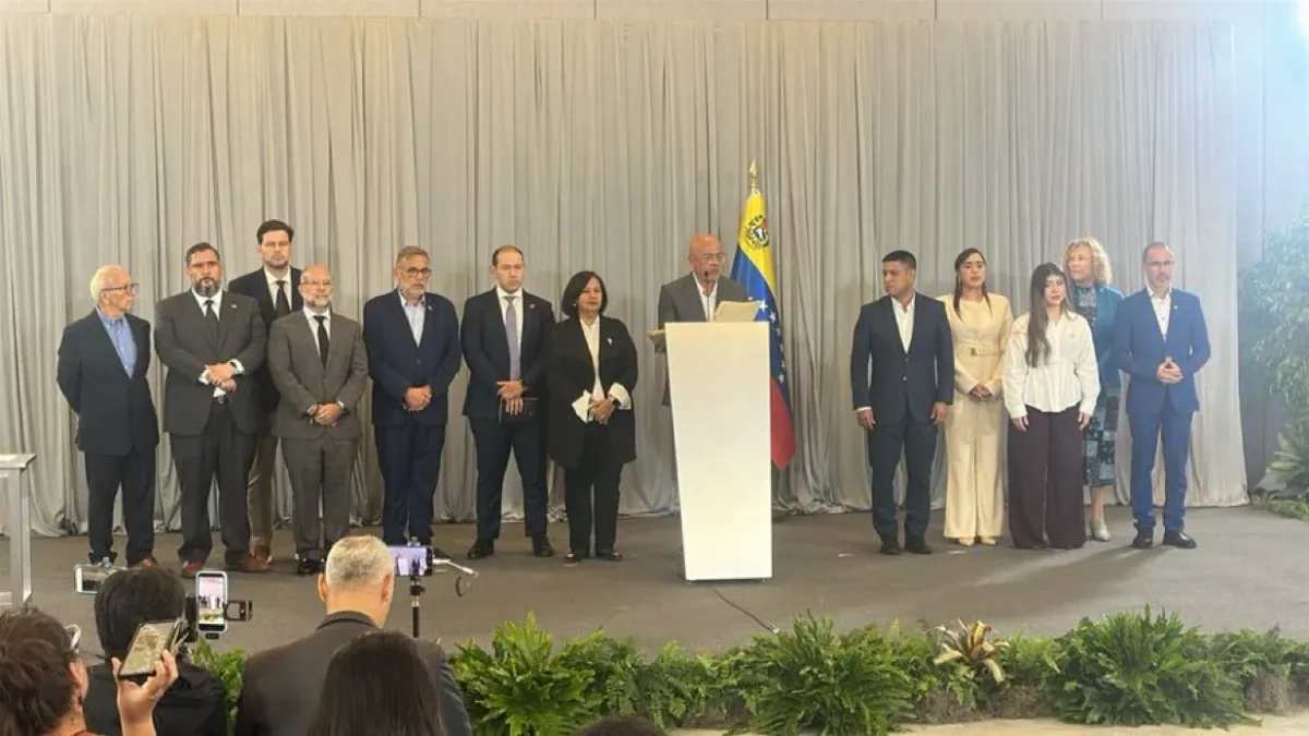 Acuerdos del diálogo: a buscar juntos el oro en Inglaterra y considerar un nuevo TSJ