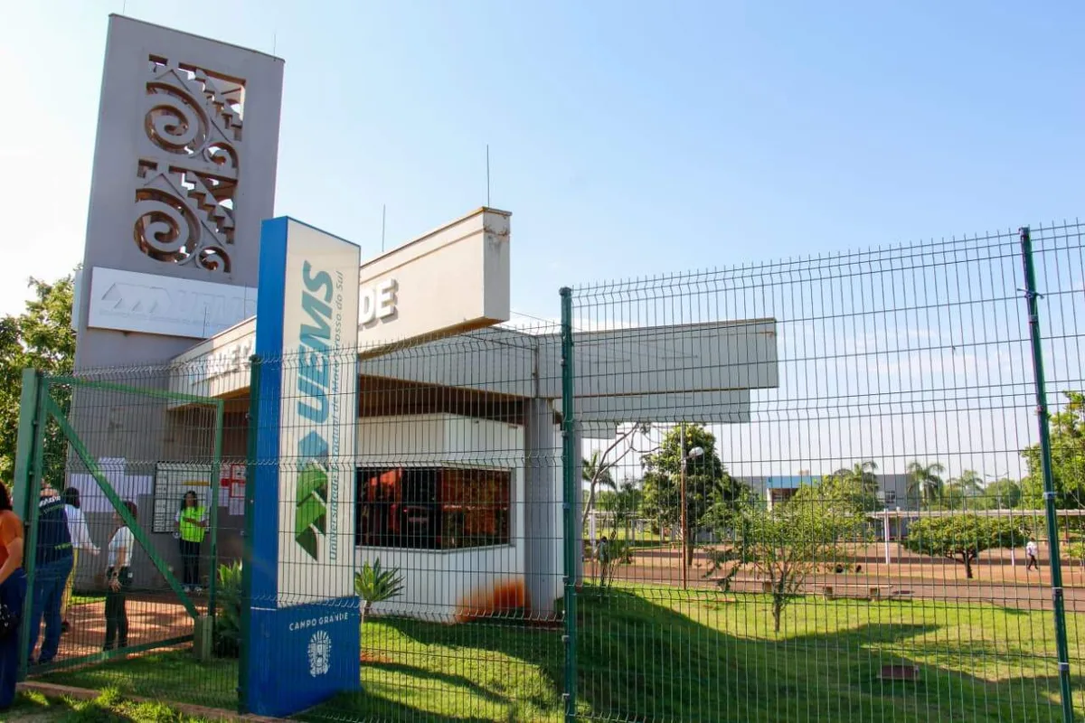 UEMS expande cursos com foco em tecnologia e produção florestal no interior
