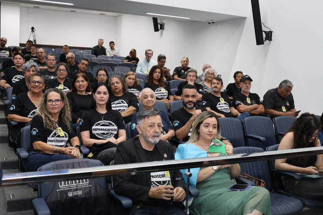 Assembleia aprova comparação facial entre atribuições de papiloscopistas