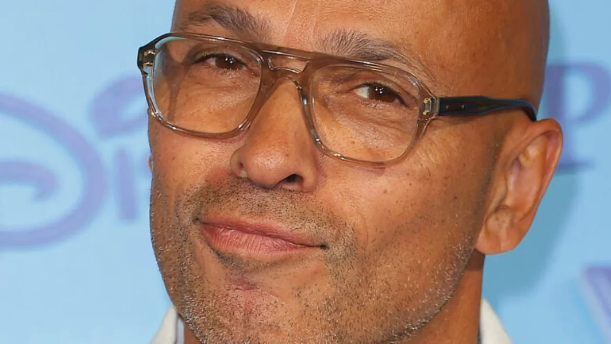 "Il aurait pu nous annoncer qu'il nous volait notre idée, juste ça…" : Éric Judor explique pourquoi il s'est brouillé avec cette star comique pendant 17 ans