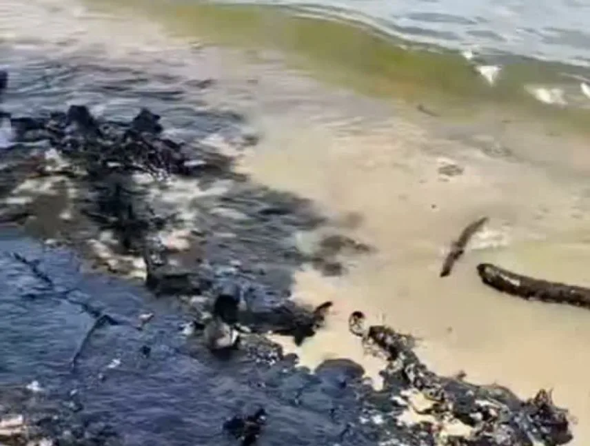 Reportan derrame de petróleo en el Lago de Maracaibo